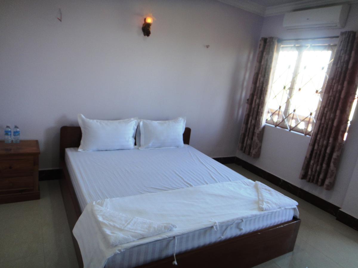 Sambo Leap Guesthouse Кампот Стая снимка