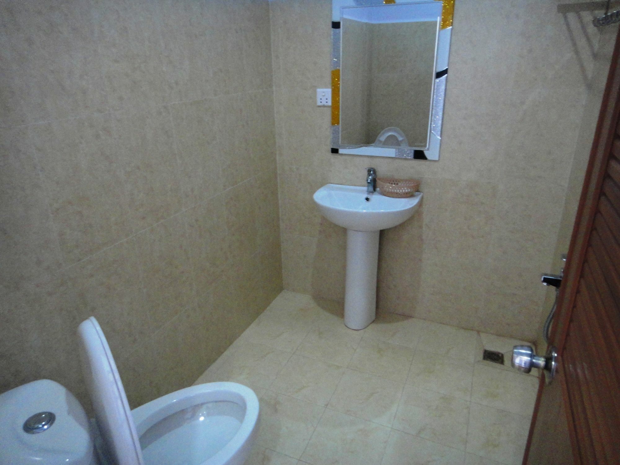 Sambo Leap Guesthouse Кампот Екстериор снимка