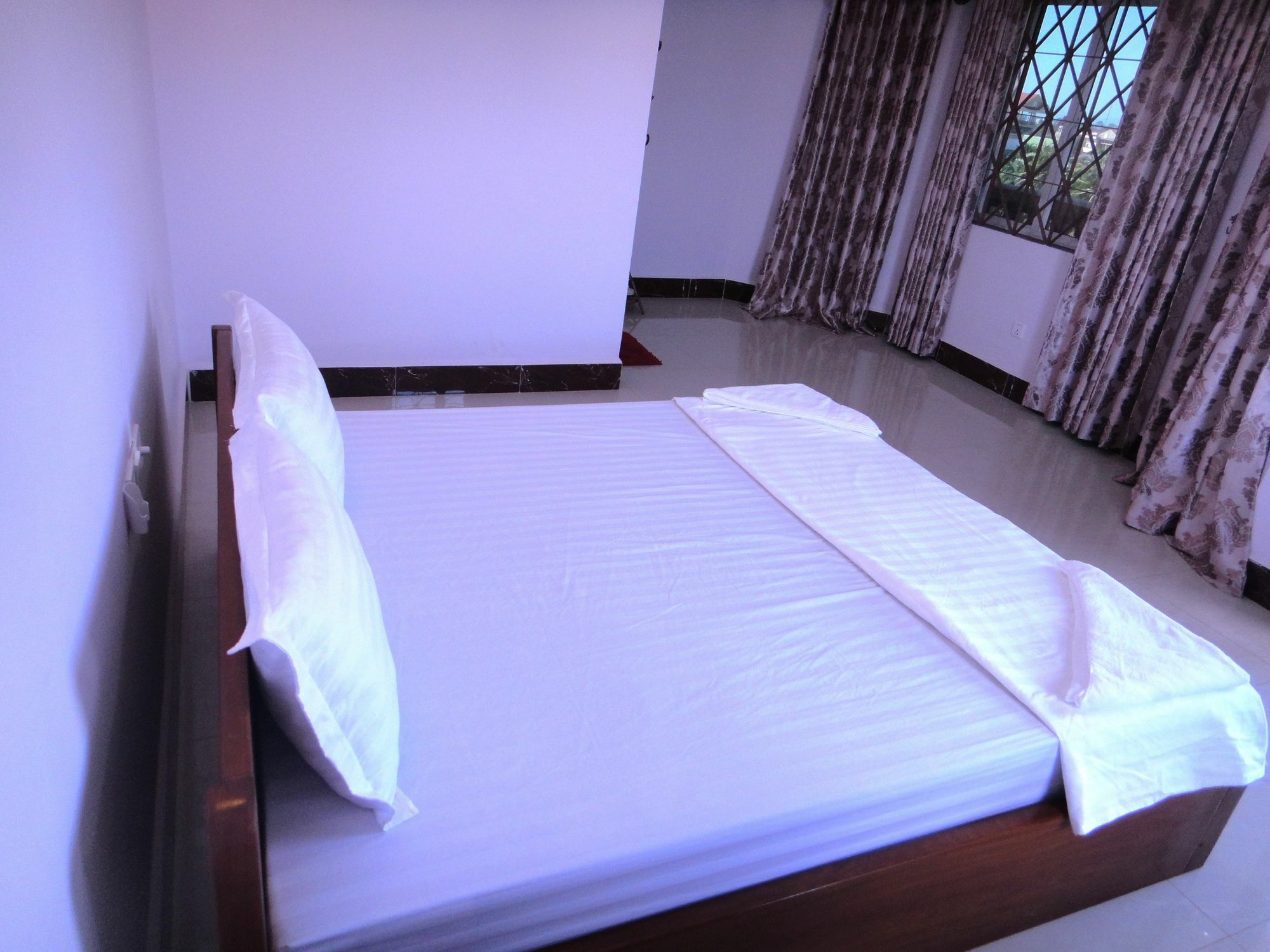 Sambo Leap Guesthouse Кампот Екстериор снимка