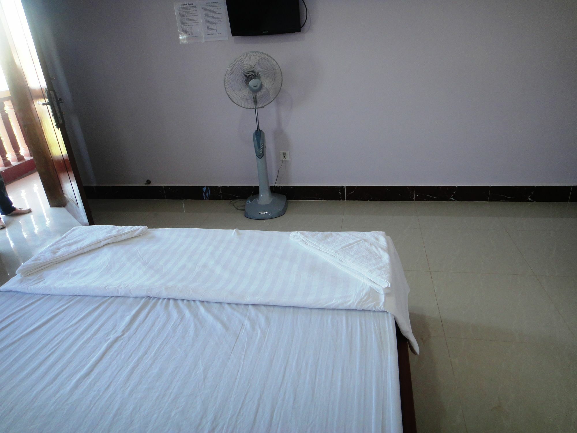 Sambo Leap Guesthouse Кампот Екстериор снимка